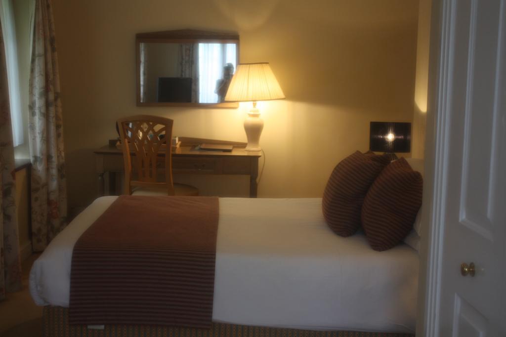 Ghyll Manor Country Hotel 霍舍姆 外观 照片